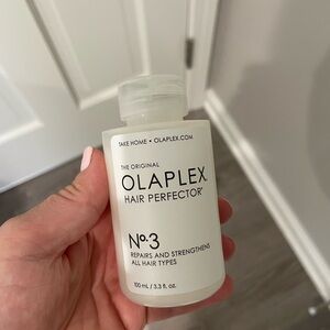 Olaplex No.3 Hair Perfector - White